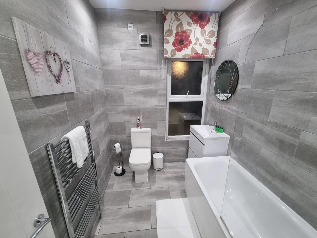*A!S* Setup For Your Most Amazing Relaxed Stay + Free Parking + Free Fast Wifi * ลีดส์ ภายนอก รูปภาพ